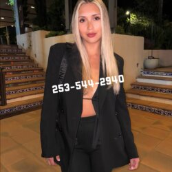 Ashley Lopez avatar