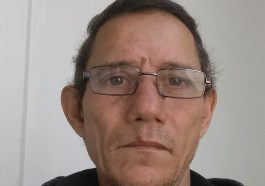 Hola soy hombre vivo en lima Perú. Busco mujer para amistad