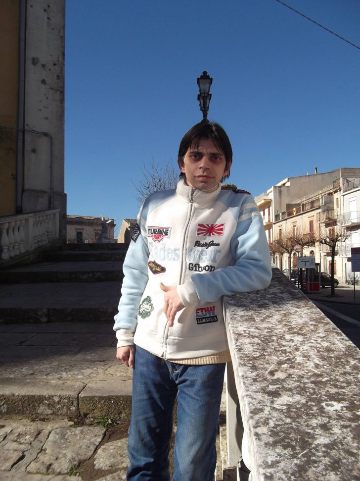hola soy un chico sencillo que quiere encontrar su media naranja
