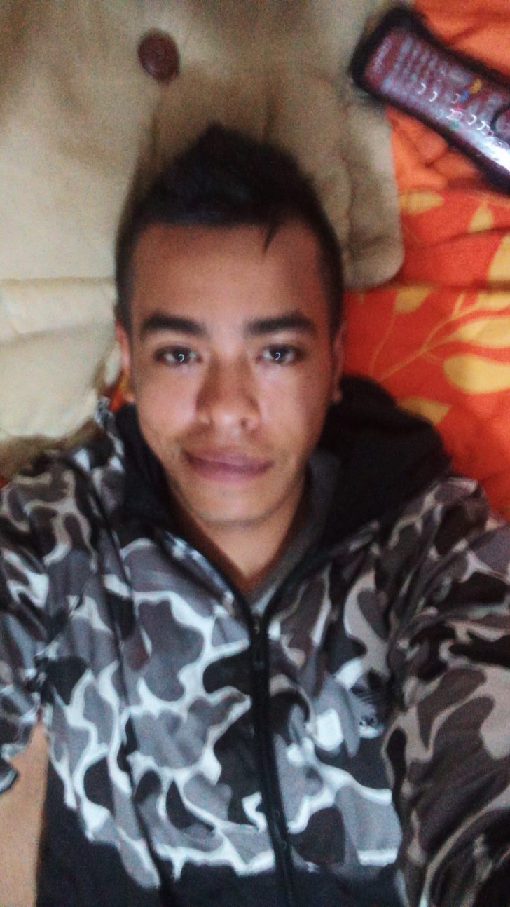 Mucho gusto me llamo sergio soy una sorpresa extrovertida