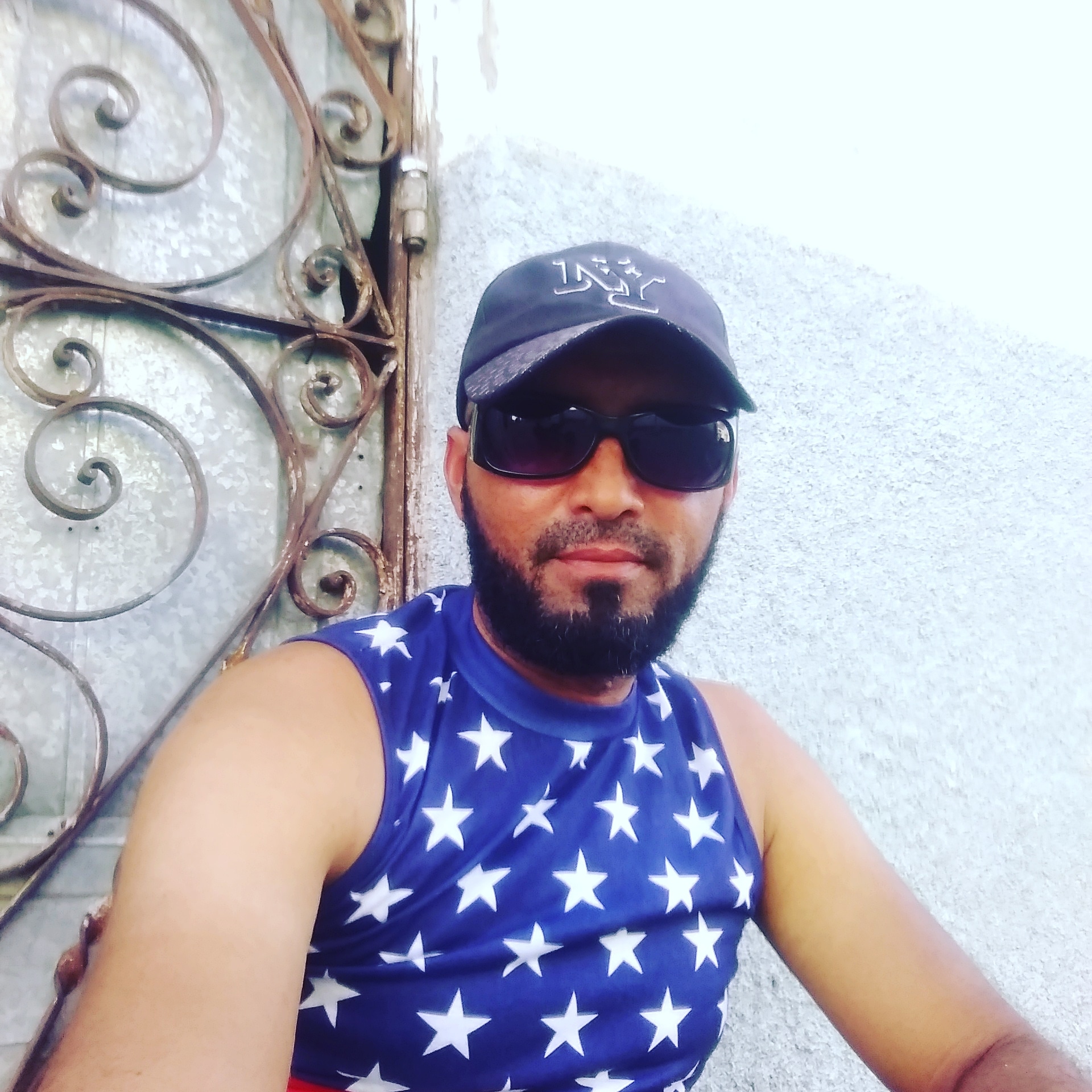Mulato Cubano en busca del Amor