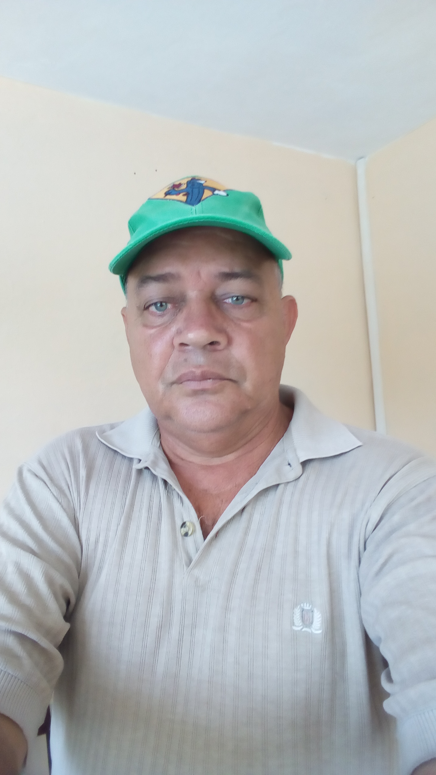 Soy cubano, soltero y busco una mujer para una relación seria de pareja