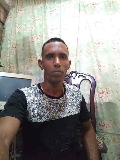 hola soy un chico cubano de 36 años en busca de una relacion seria