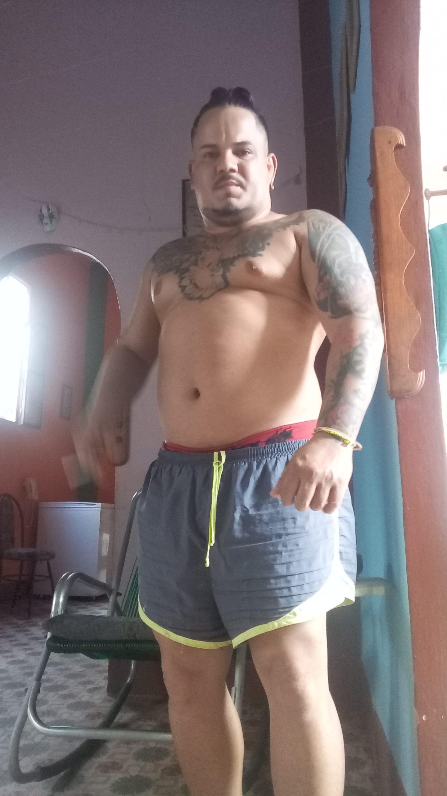 Hola busco mujer sincera para relación estable soy cubano 32 años vivo en la habana