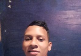 Hola busco una mujer que sea mayor que yo tengo 21 años