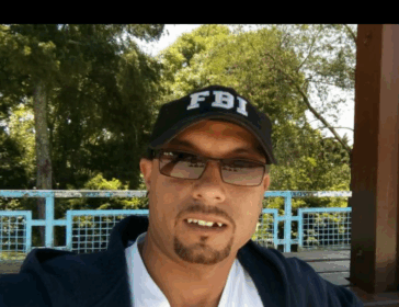 Hola mi nombre es Oscar y me gustaría encontrar una señorita que desee tener una relación seria