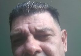 Hola deseo hacer amistades con mujeres de los EEUU