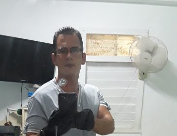 Hola sería un placer conocerte