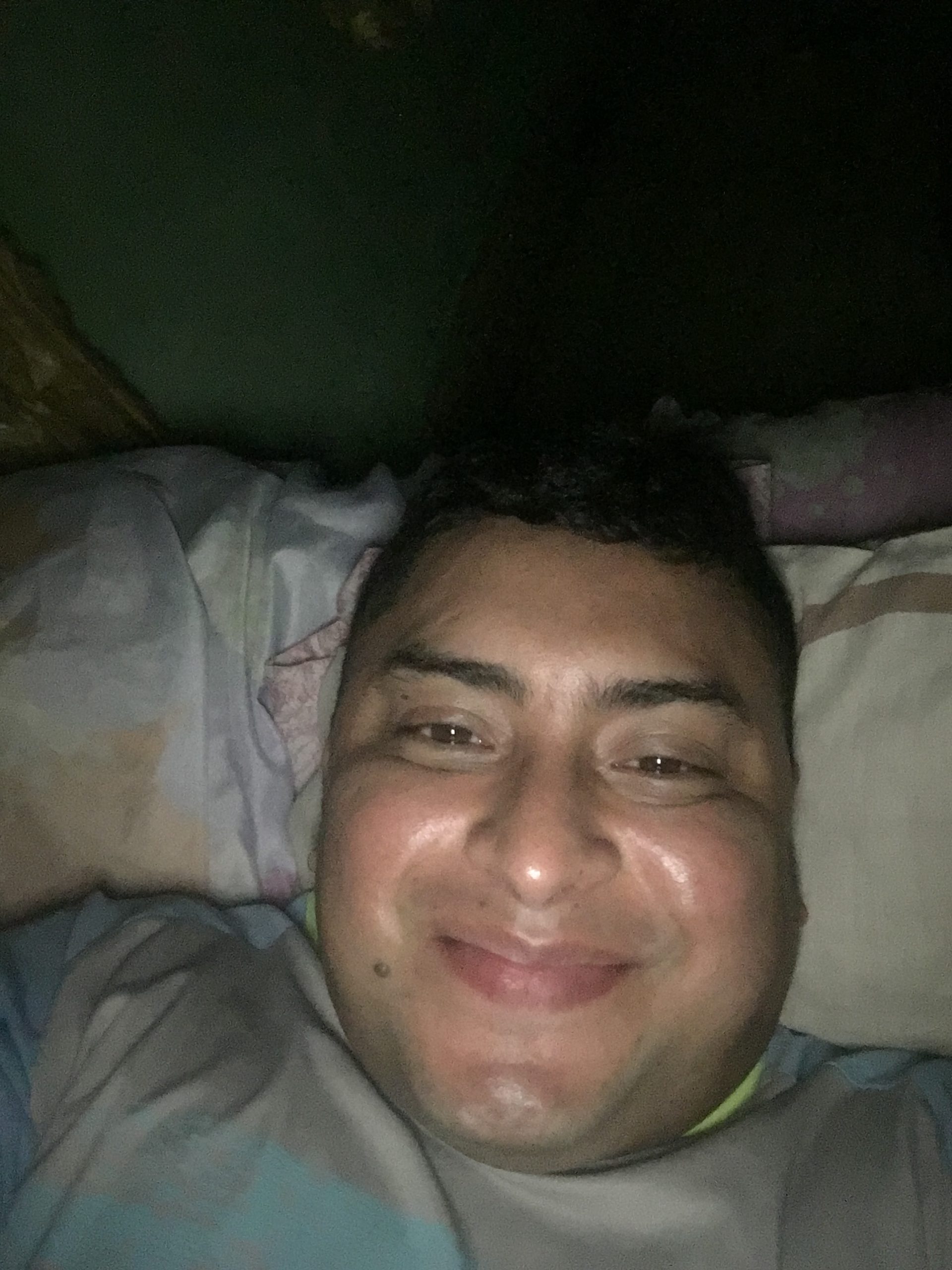 Hola soy un hombre emprendedor busco chicas