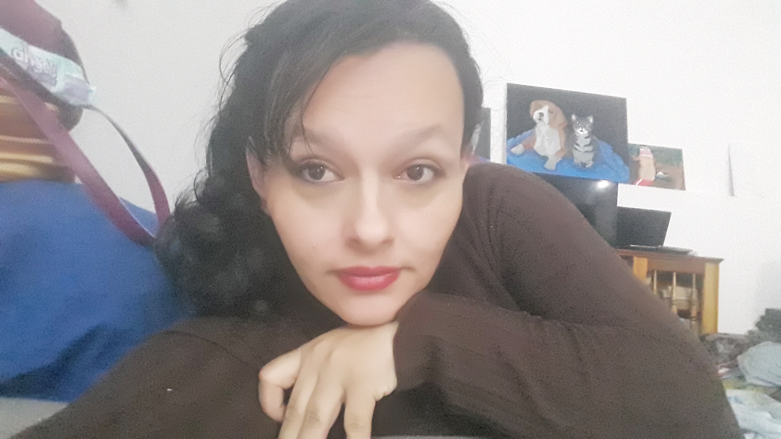 Soy mujer colombiana de 41 años busco hombre mayor de 56 años