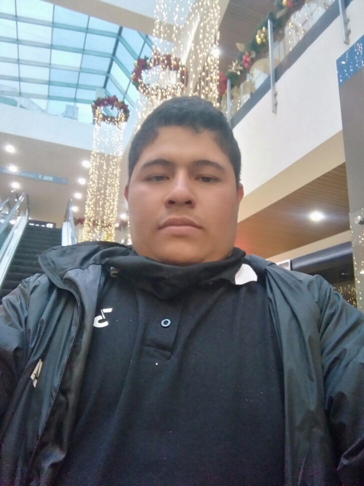 Hola buenas tardes alguna linda dama para hablar y conocer