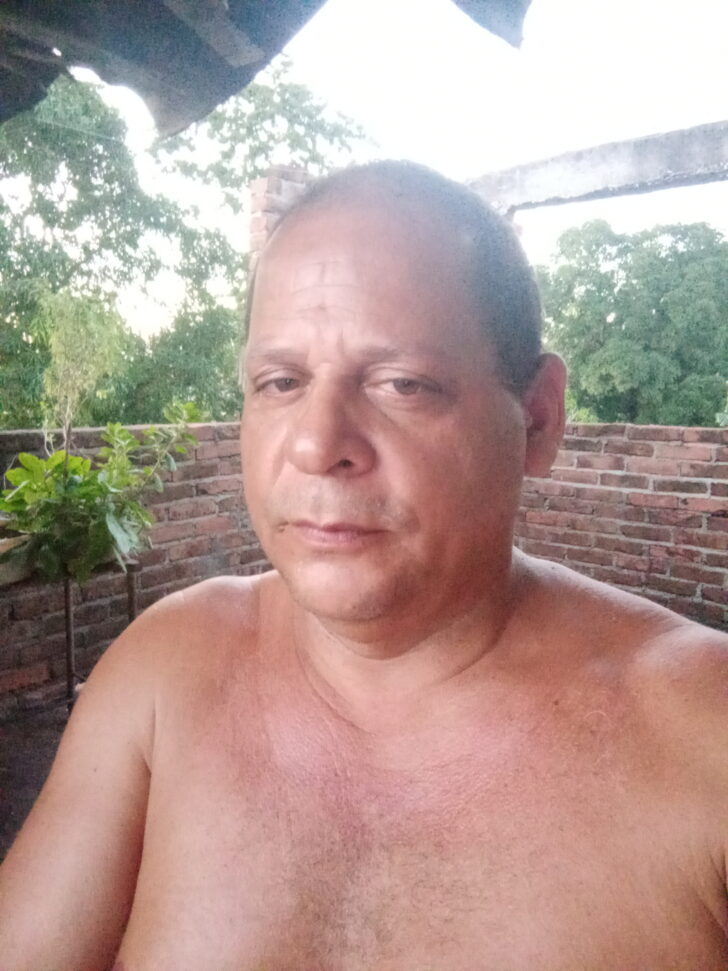 Soy ciudadano cubano de 48 años buscando la mujer dispuesta a matrimonio
