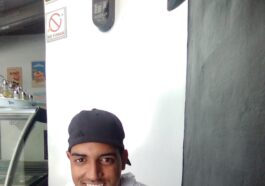 Hola cómo están me llamo Carlos soy de cuba tengo 22 años me gustaría conocer a una chica para una relación seria