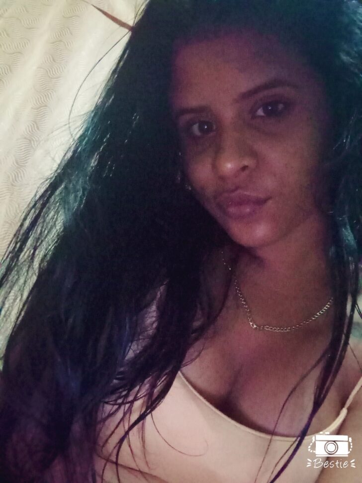 Saludos cordiales desde cuba soy una chica cubana en busca de relación seria