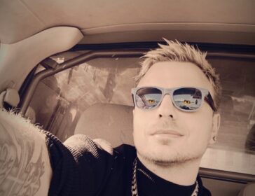 Estoy buscando una chica linda para hablar y confiar eventualmente lujuria privada
